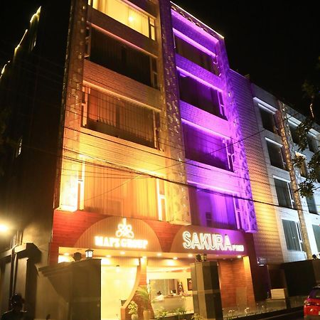 Hotel Sakura By Maps Gurgaon Dış mekan fotoğraf